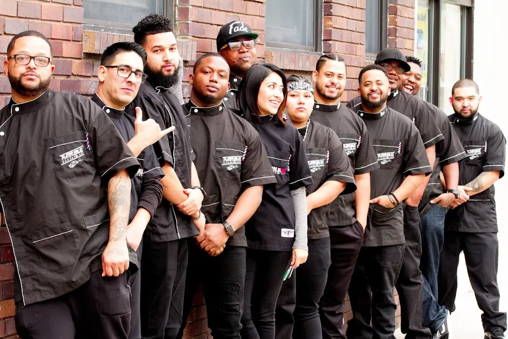 Platinum Kutz BarberShop — Barber shop in Des Moines